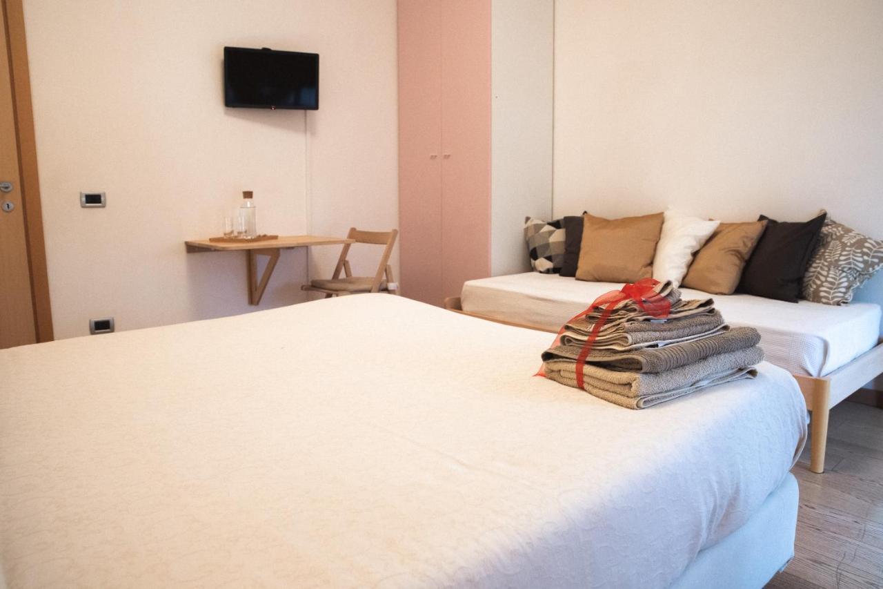 Accogliente Casa Livorno Bed & Breakfast Exterior photo