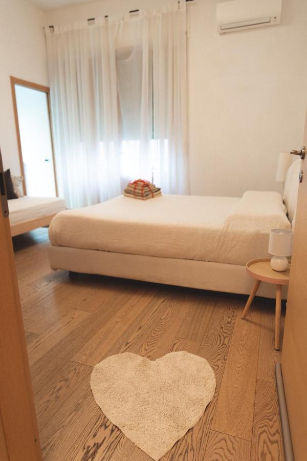 Accogliente Casa Livorno Bed & Breakfast Exterior photo